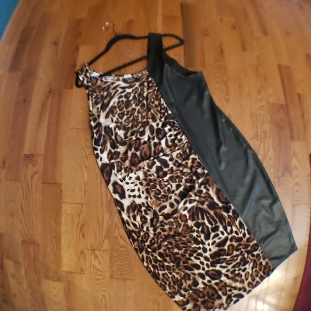 KTOO DRESS 3XL - Picture 4 of 8